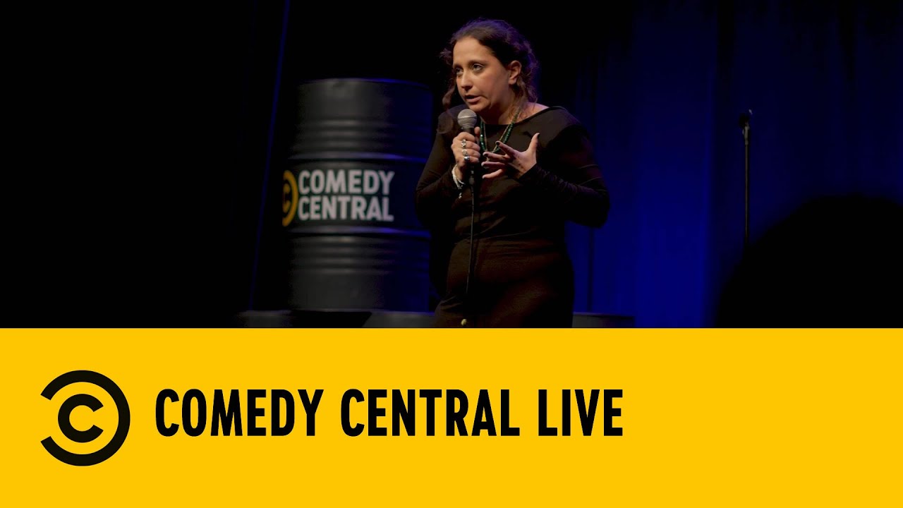 L'evoluzione dei ragazzi alle scuole medie - Maristella Losacco - Comedy Central Live