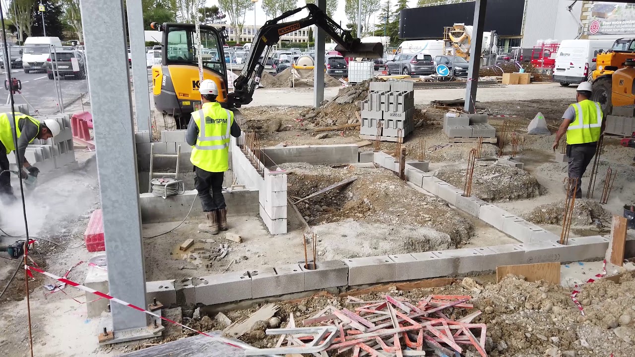 2019 / GAGNEPARK Parking Décathlon Manosque