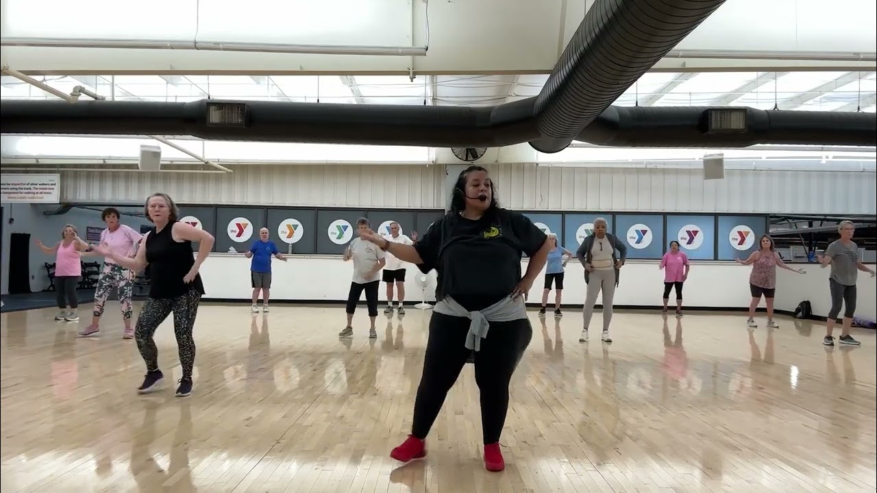 Cumbia- zumba gold - pasito a paso