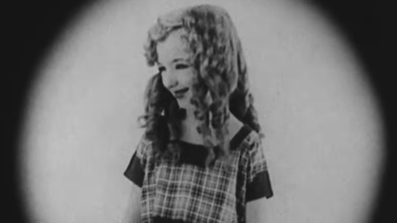Walt Disney | Alice the Peacemaker (1924) live action and animation | The Alice Comedies