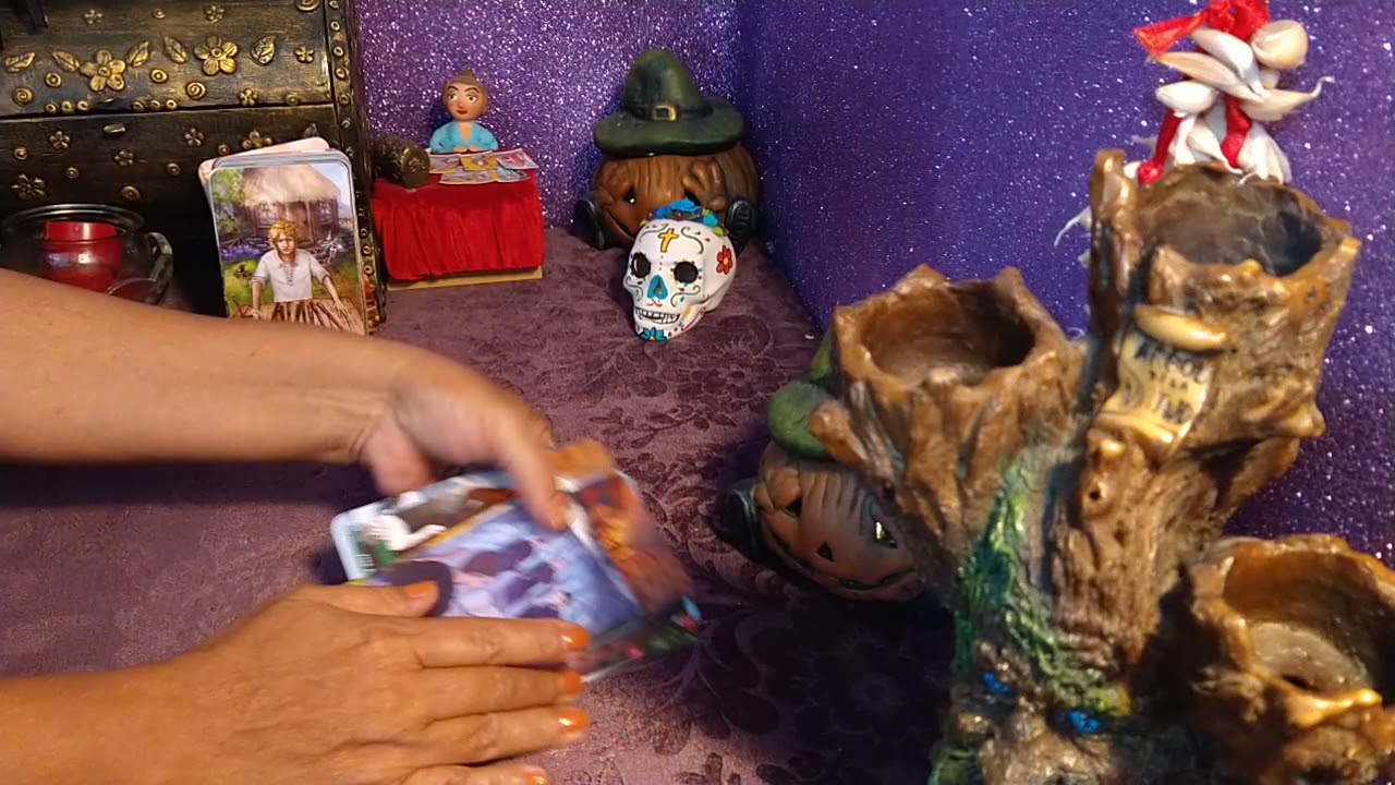 ME VA A BUSCAR O EST&Aacute; ESPERANDO QUE YO LO HAGA? Tarot interactivo.