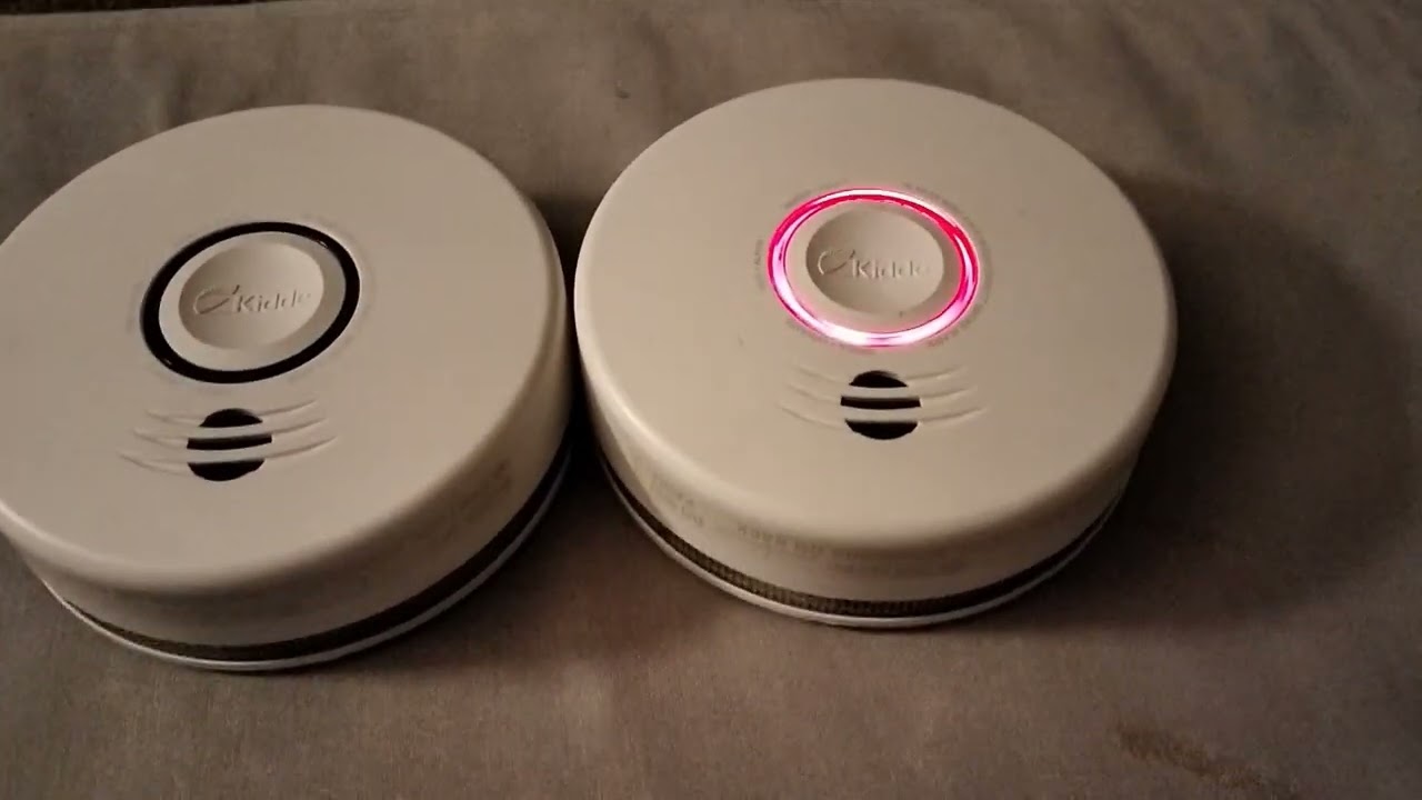 2 Kiddie Model P4010DCS-W smoke alarm test