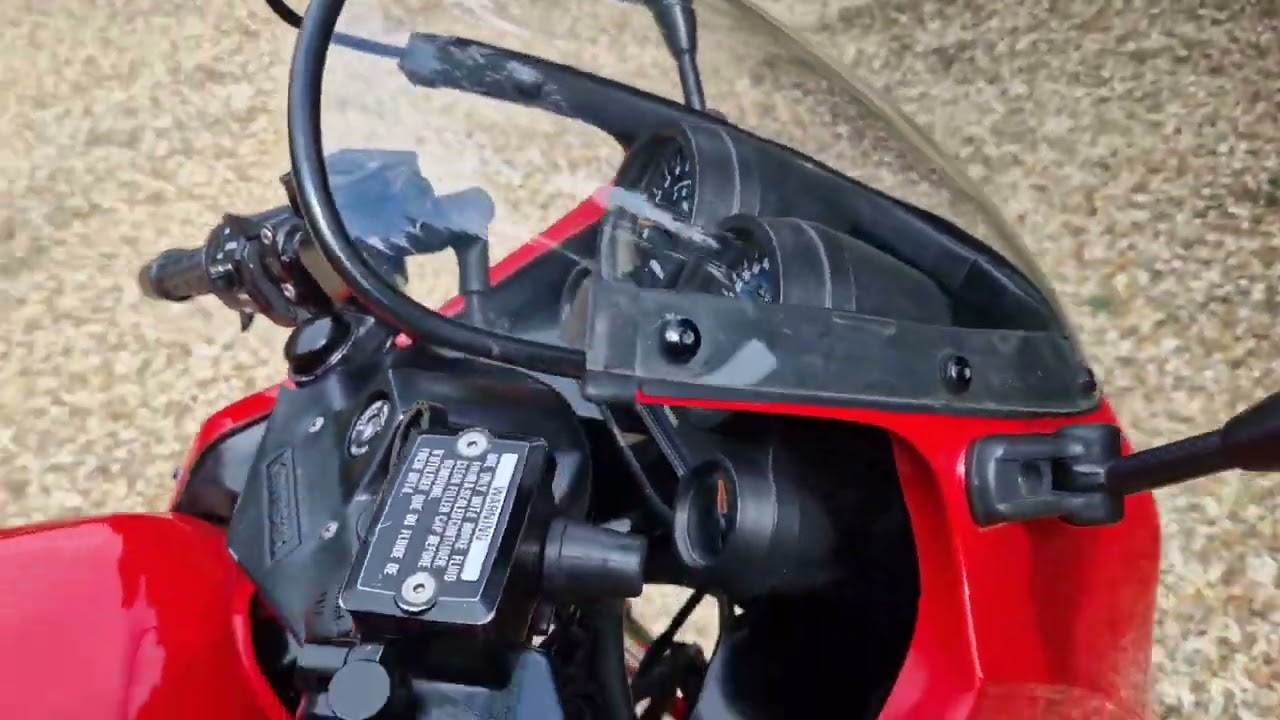 Restored 1984 Kawasaki GPZ900R A1 walk round and cold startup.