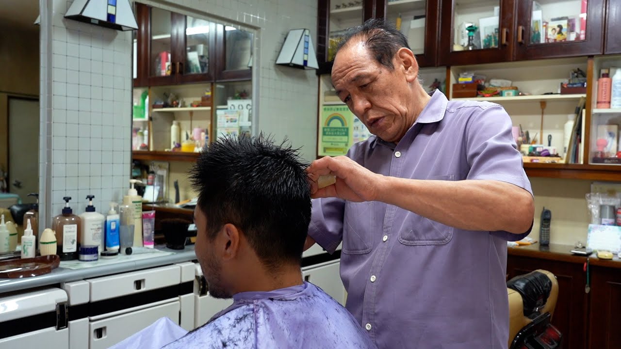 💈🇯🇵高速で的確な総合調髪、気さくなご主人が営む東大和市にある理髪店「ヘアーサロンツジ」でカット＆シャンプー＆シェービング | 床屋 髭剃り 東京
