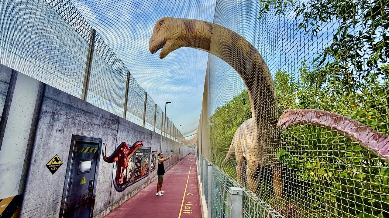 🇸🇬 *EARTH-SHATTERING* Walk with Dinosaurs near Changi Airport (Jurassic Mile)