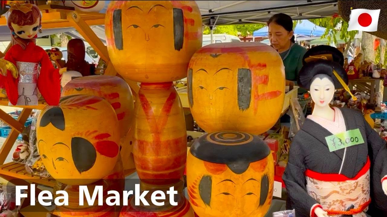 Japanese Antique & Vintage Flea Market At Shiten-Noji Osaka, Kimono Katana Kokeshi