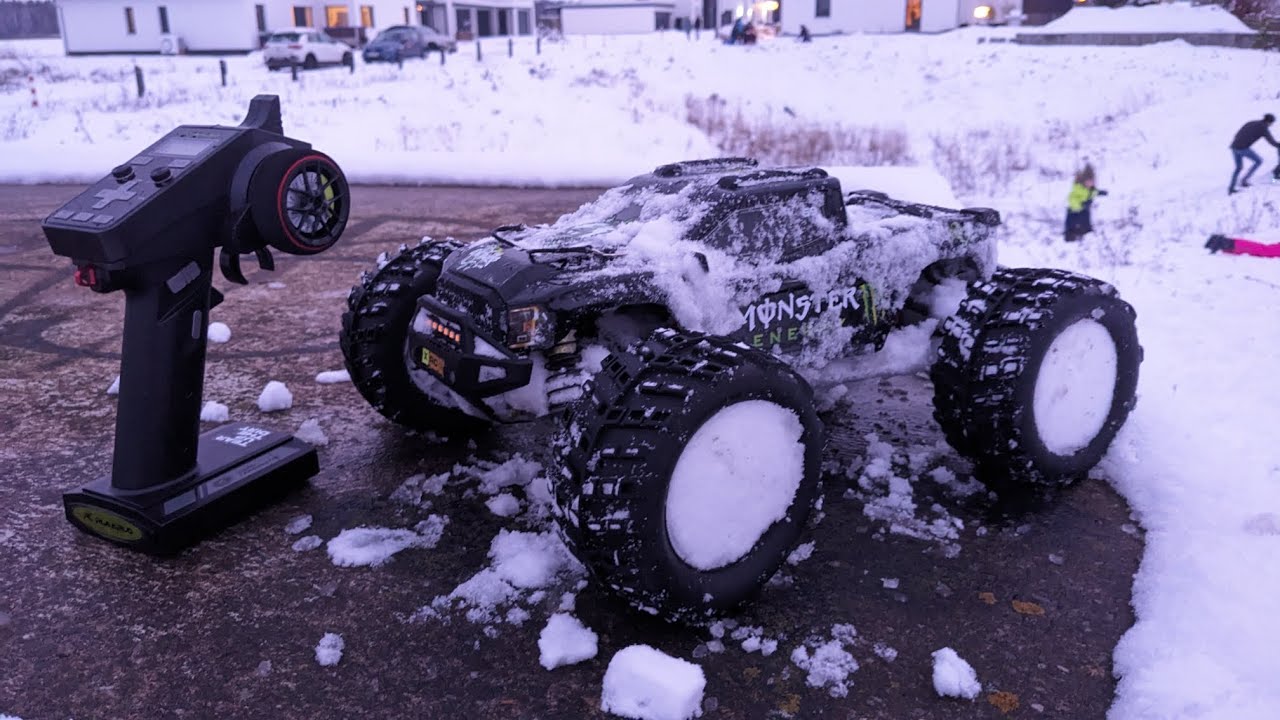 Snow Bash mit dem Terminator von Rlaarlo 