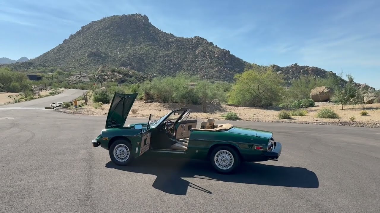 Walk Around: Alfa Romeo Spider Veloce