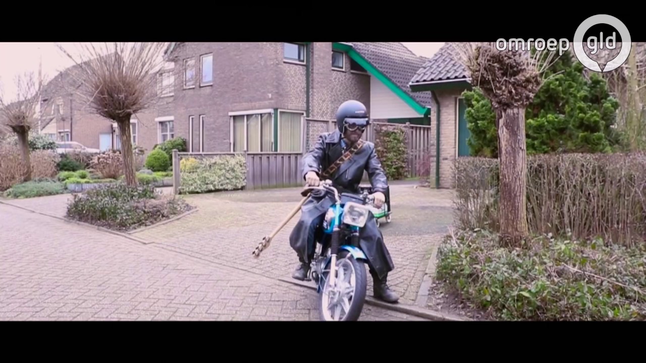 De Boetners - Uit met Esther