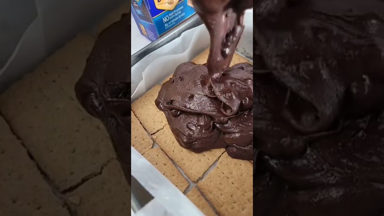 Fudgey S&rsquo;mores Brownies