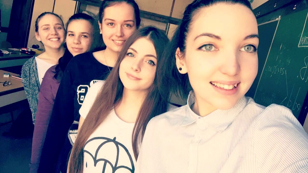 Dobó Katalin Gimnázium 12.B osztályvideó (2019)