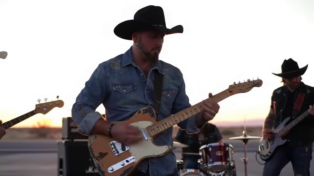 Country Rock Journey – Dusty Highways & Outlaw Soul Inspired by Lynyrd Skynyrd