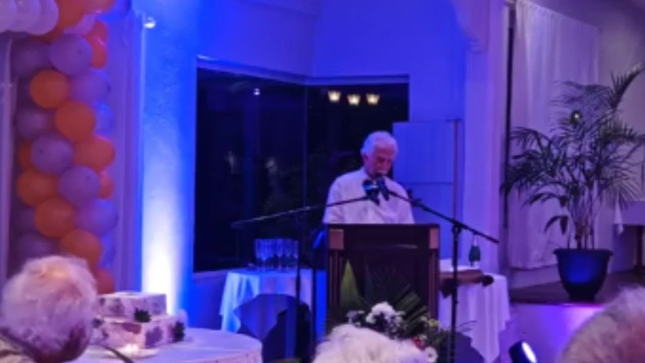 80 ans de Paul Bérenger : «Merci de t’occuper aussi bien de notre pays», a écrit son petit-fils