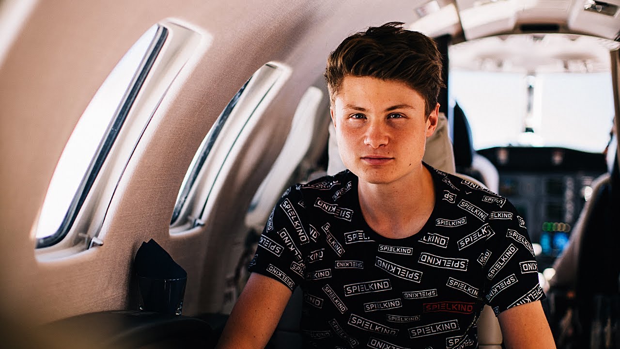 Im Privatjet zum Rennen in Italien
