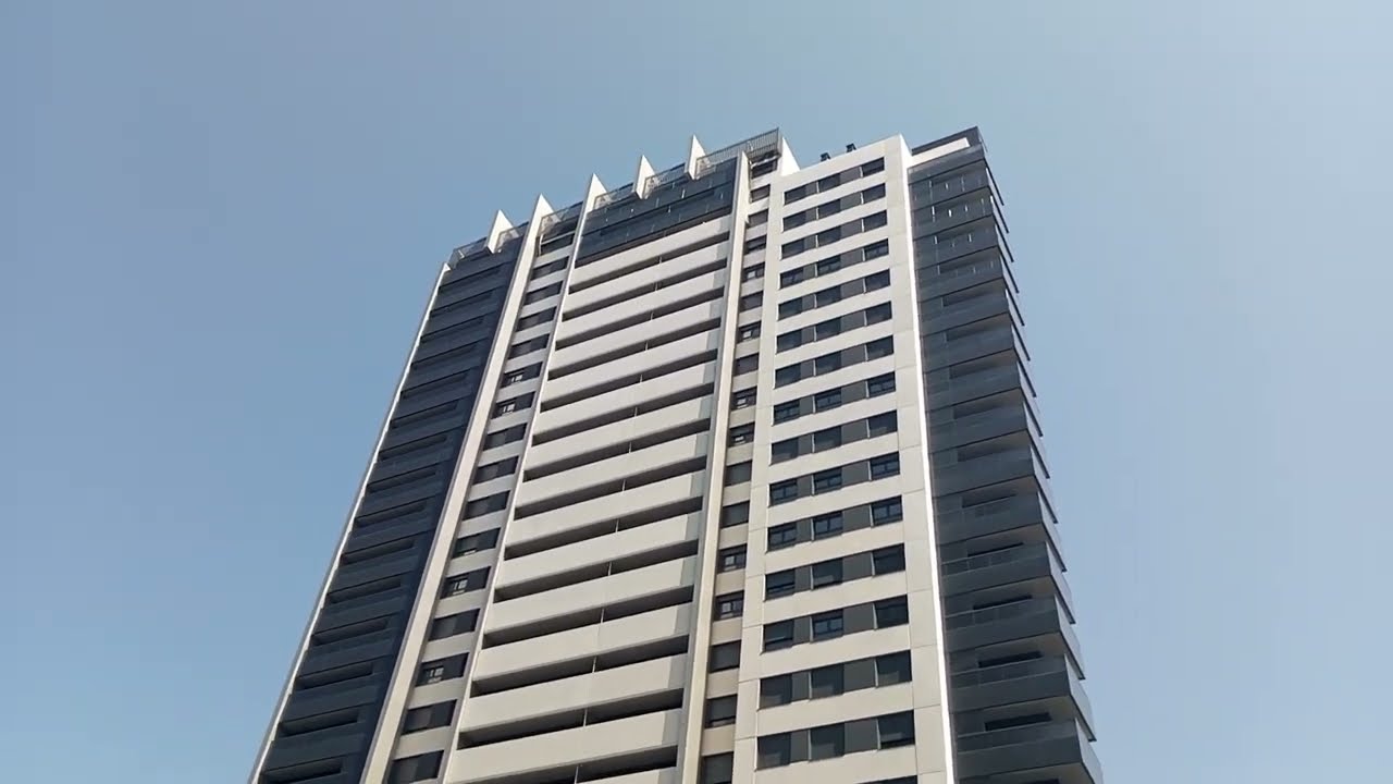 Así Son Las Torres Axa Rascacielos Madrid España