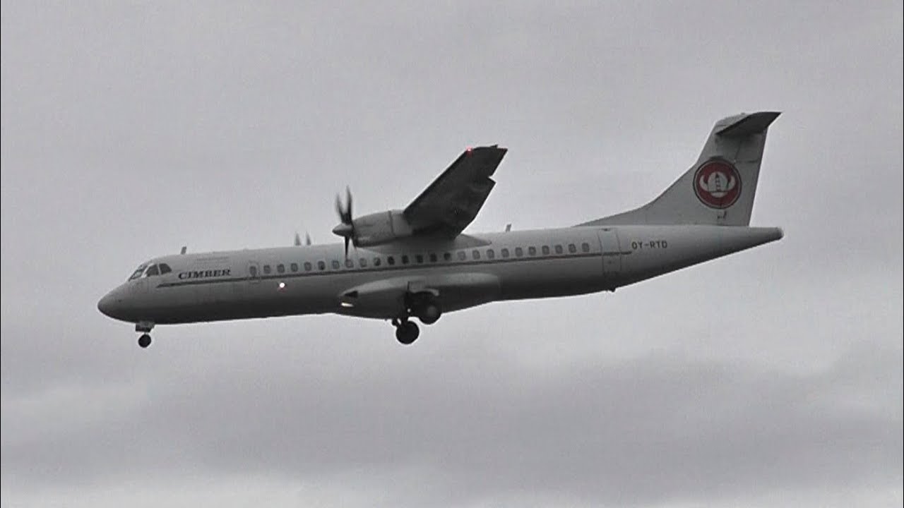 ATR 72  - landing Prague Airport LKPR