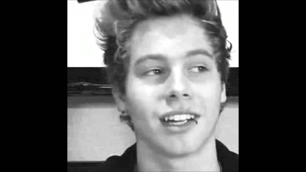 ♚ Luke Hemmings || Sweet Escape ♚