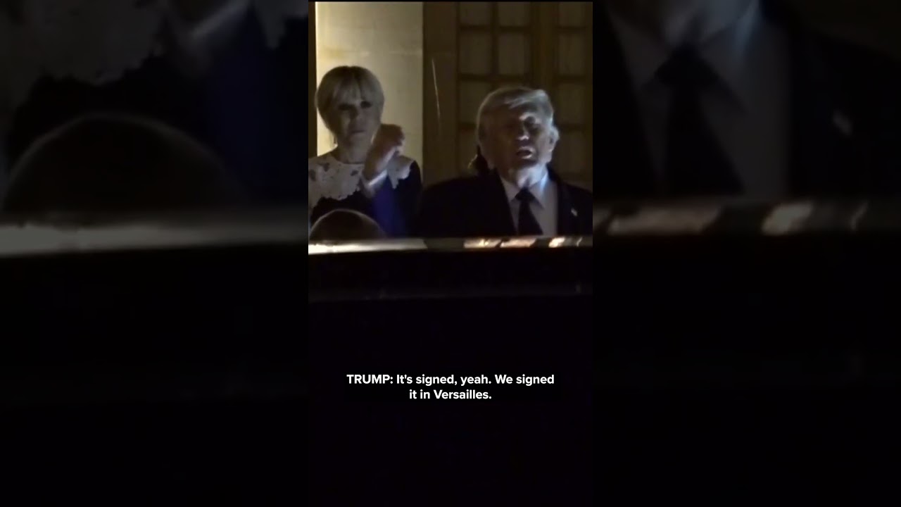 &laquo;Я просто подписал это&raquo;: Трамп заявил, что лично подписал мирное соглашение с Ираном