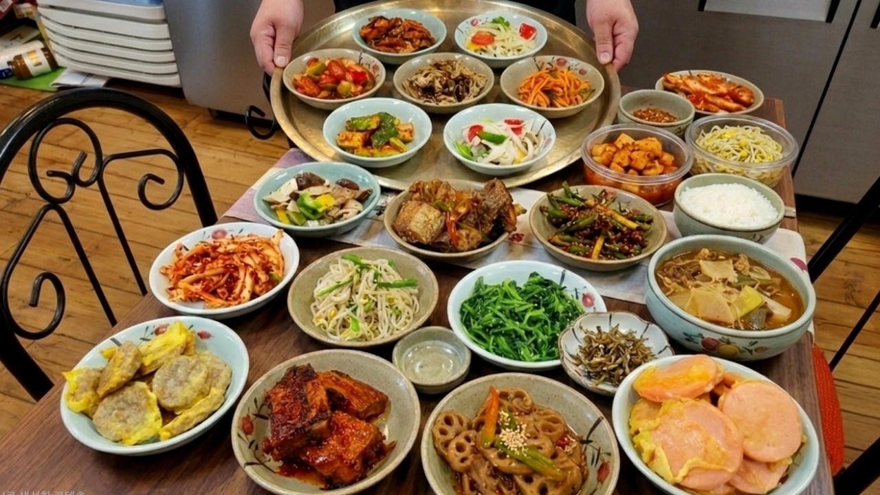 한 번 오면 단골 확정?! 반찬부터 미친 손맛 레전드 밥상 Korean street food