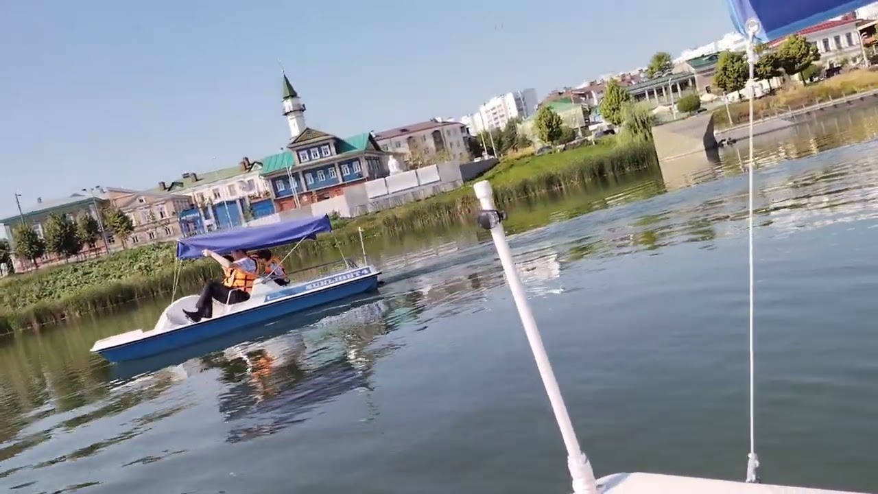 106 / Катаемся на катамаране по озеру Кабан