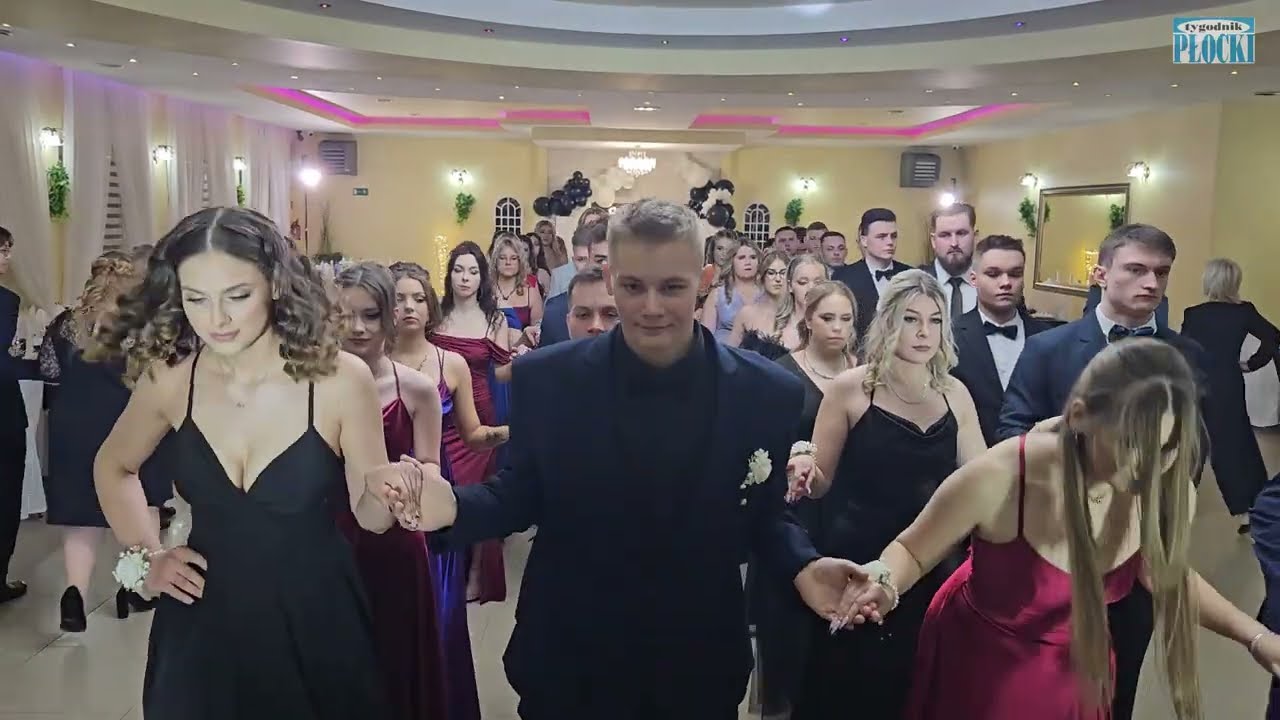 Studniówka - Zespół Szkół Usług i Przedsiębiorczości w Płocku