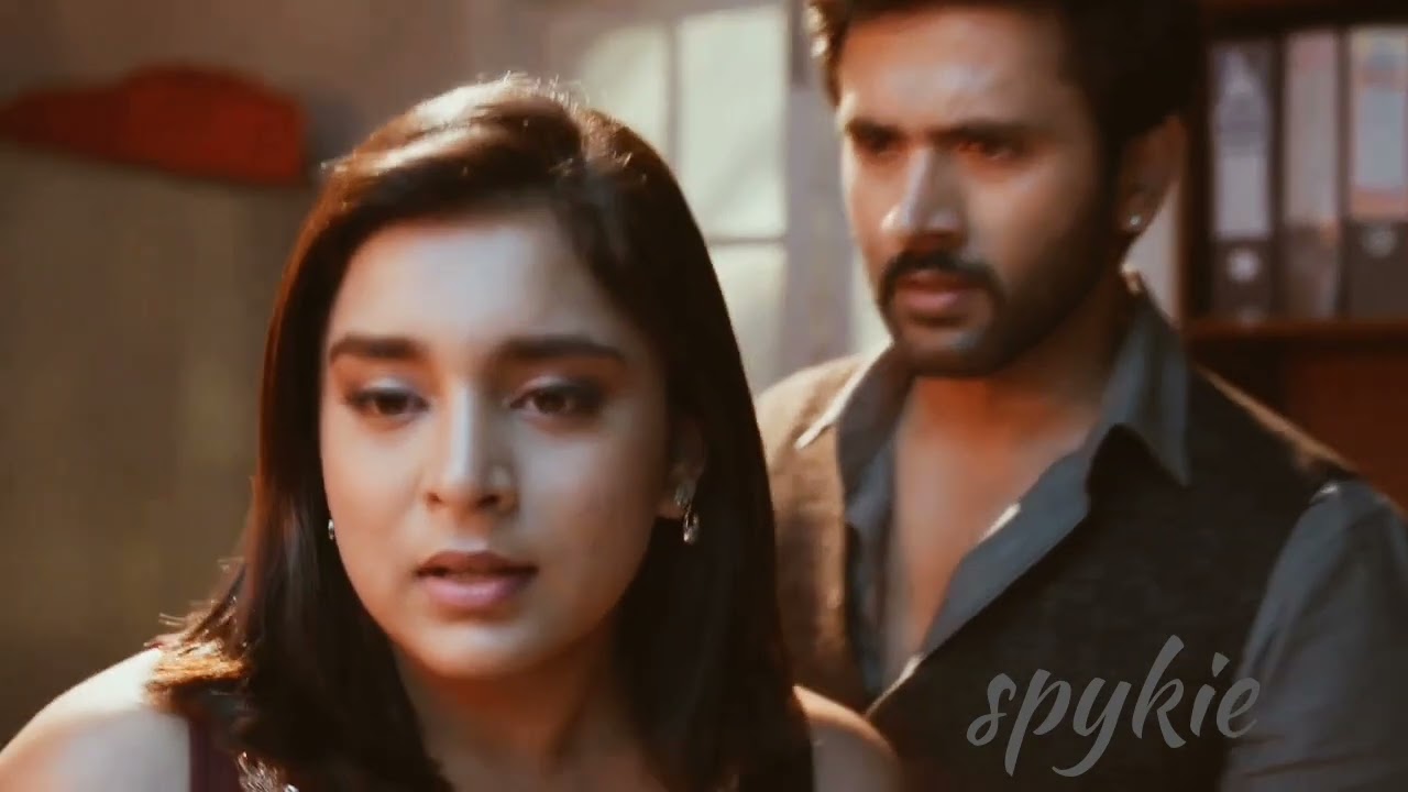 Sanam teri kasam na tujhse pehle koi tha na tere baad koi hoga 😘  