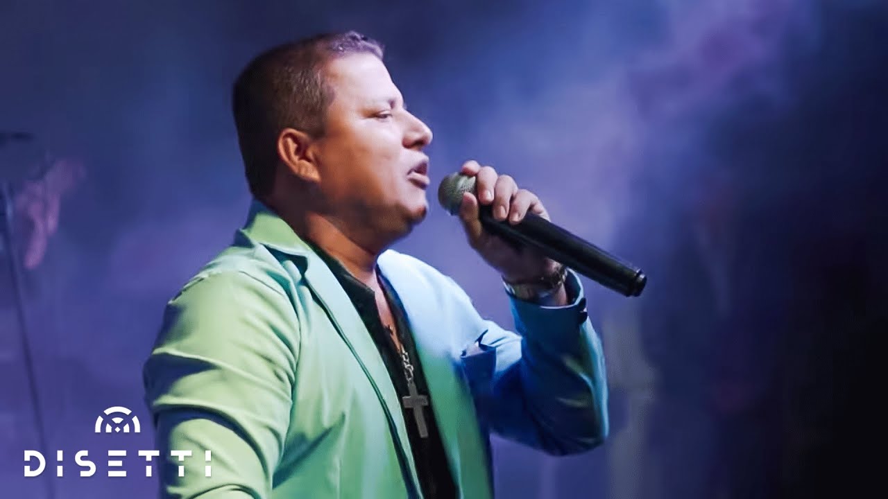 Nestor &Aacute;lava - Medio Coraz&oacute;n (En Vivo) | Bolero Rockolero