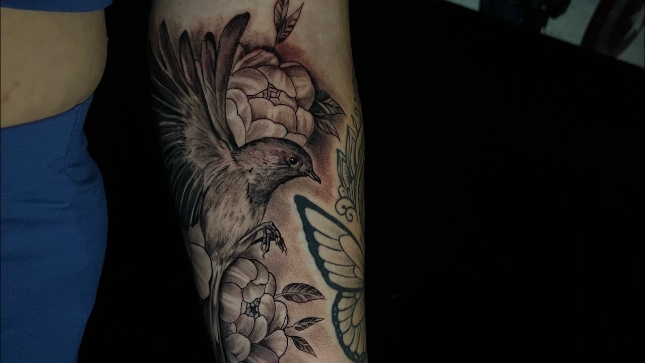 Come with me to get a tattoo at DC Society Ink in Tampa, Fl