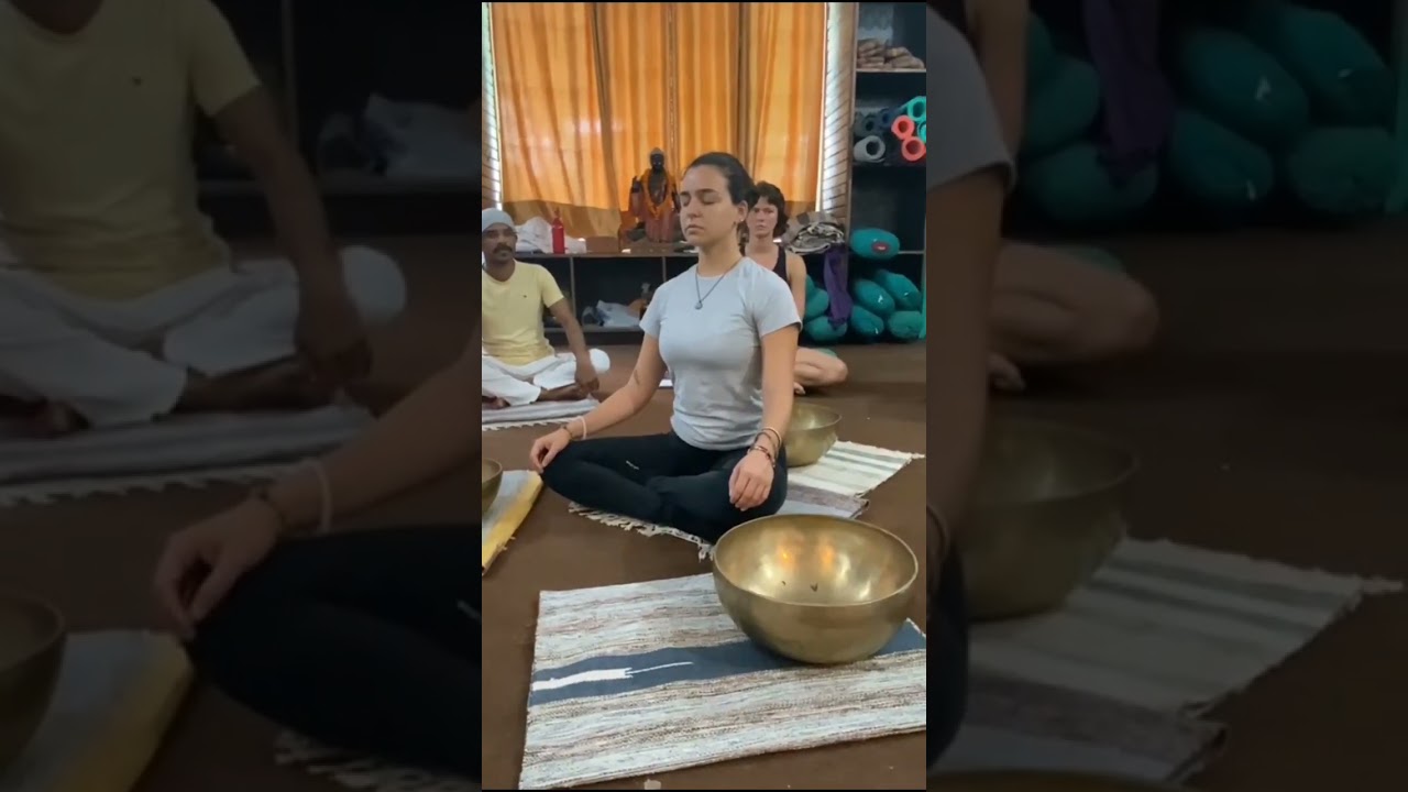 Harmonizing the Soul with Sound Healing 🎶✨ #youtubeshorts #rishikesh #soundhealing #yoga #peace