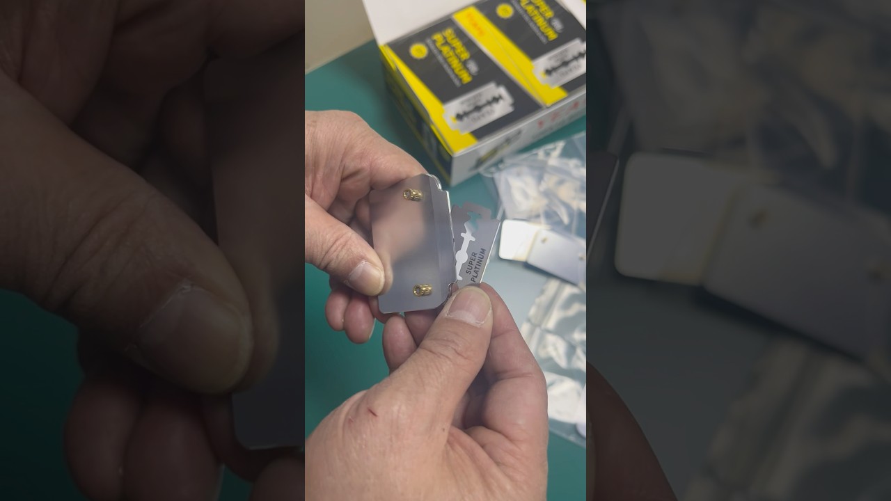 How To Install Blade Knife on Polarizer Film Glue Remover Tool #lcd #monitor #polarizer #fix #repair