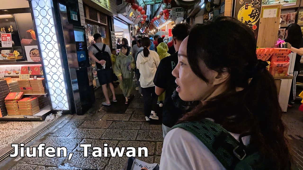 Jiufen, Taiwan: A rainy day adventure on the side of a mountain (Remastered)