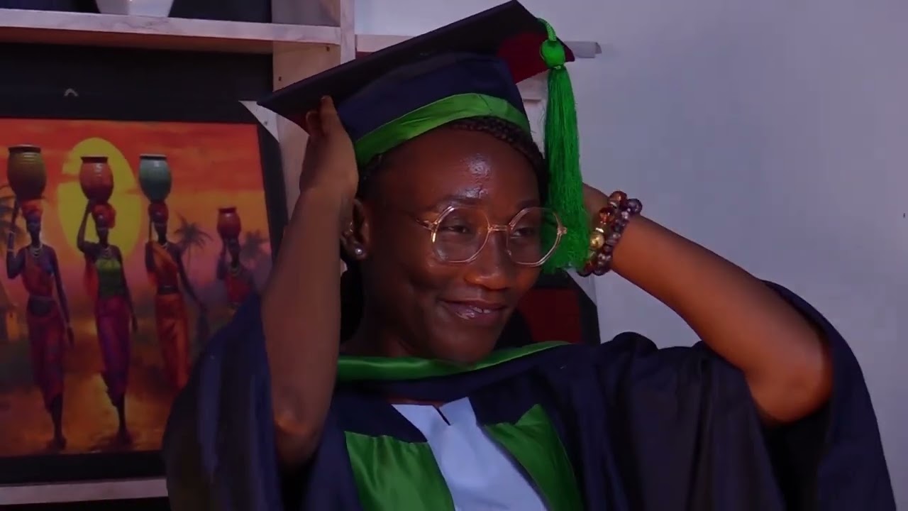 How to wear the Graduation gown - HTU
