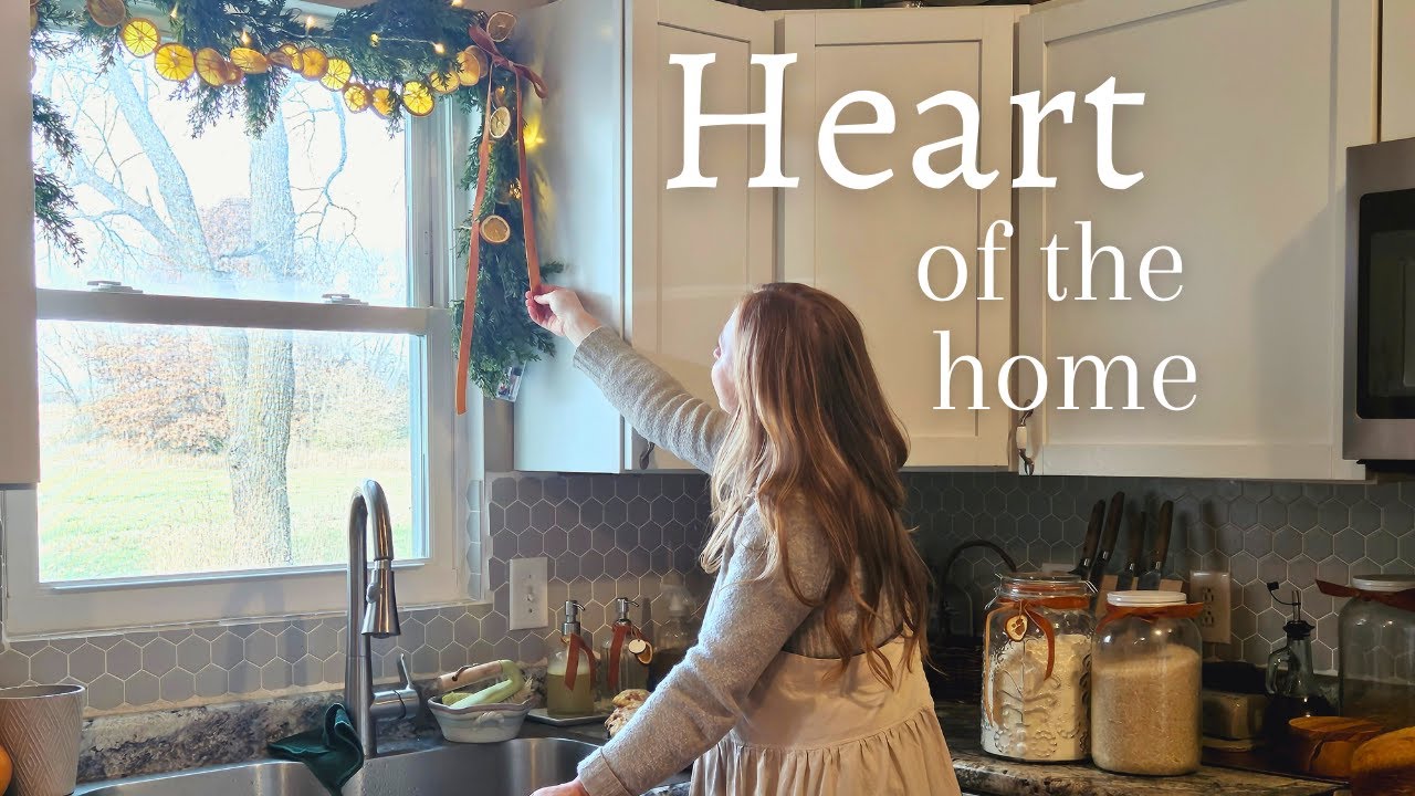 Holiday Kitchen Organize, Decorate and Bake with me!