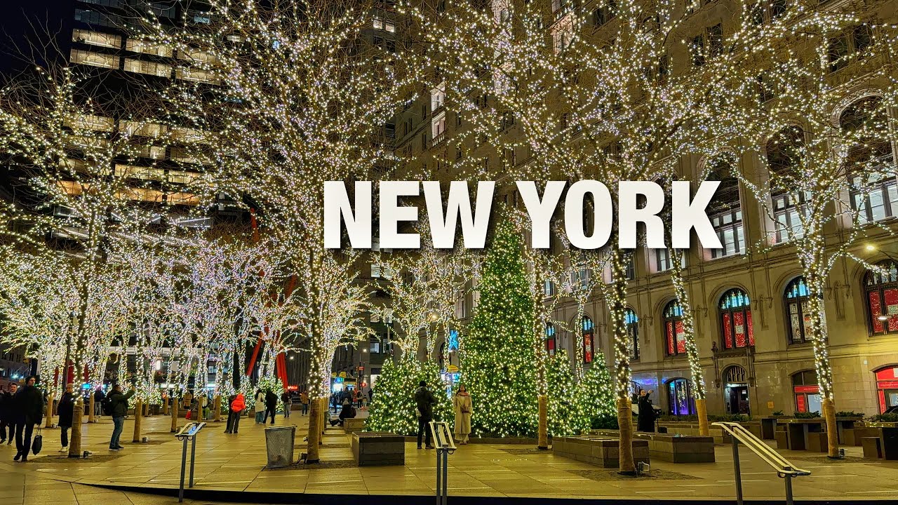 New York City LIVE Downtown Manhattan Christmas Decorations 2025 (December 22, 2025)