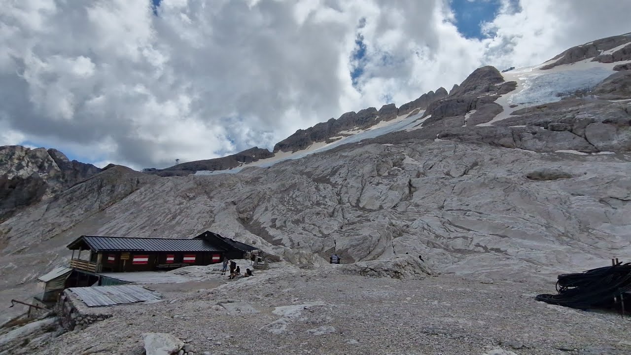 Trekking Diga di Passo Fedaia,Rovine del Rifugio Pian Dei Fiacconi,Rifugio Ghiacciaio Marmolada