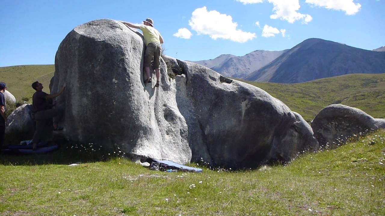 Quantum Field bouldering