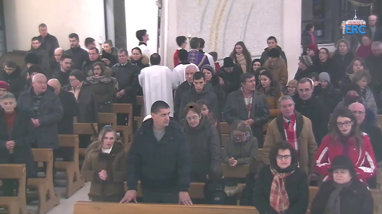 Iaşi (catedrală): Calea crucii şi Liturghia din Miercurea cenușii (14 februarie 2018)