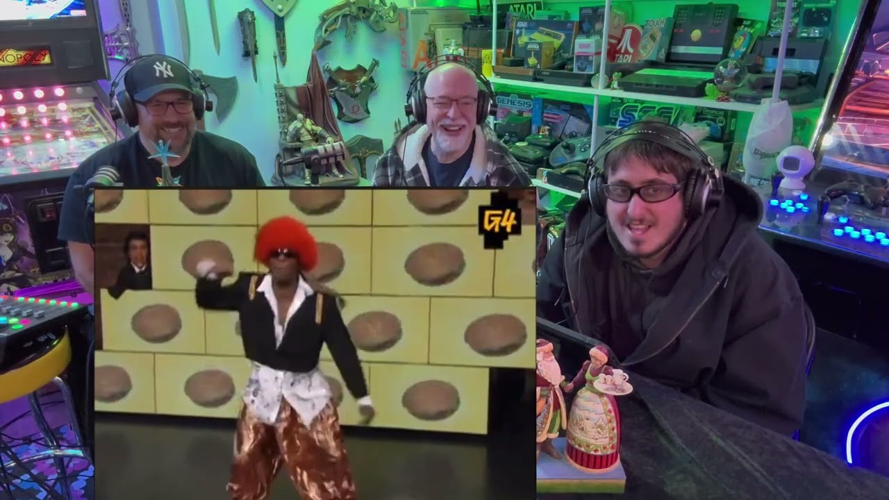 Классические интернет-ролики AOTS Attack of the Show Оливия Манн и Кевин Перейра &laquo;Мик&raquo; MC Hammer