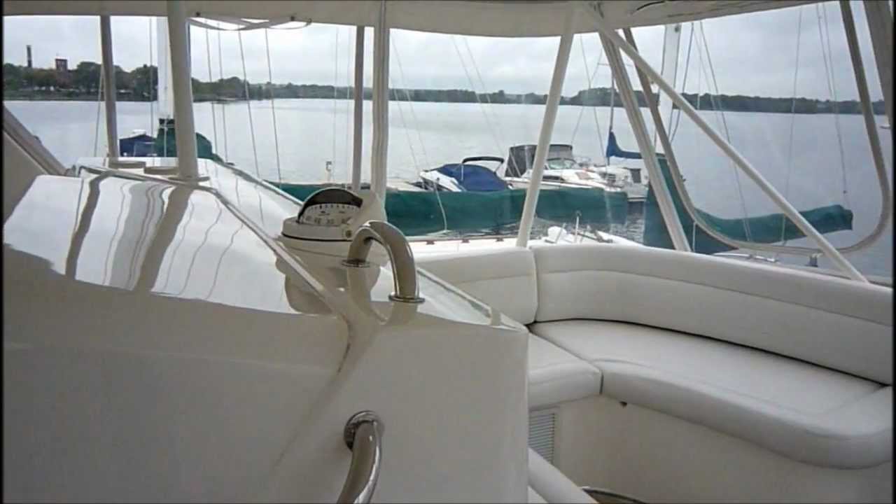2005 Silverton 4850 Convertible