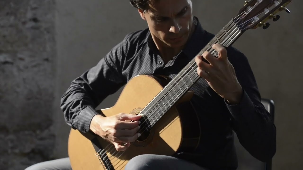 Mauro Giuliani Rossiniana n 1 esegue Fabio Federico