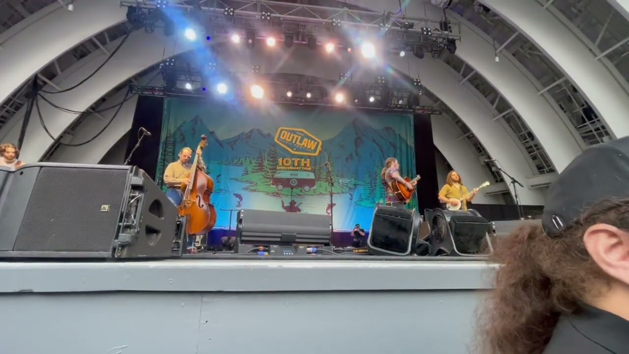 Billy Strings 
