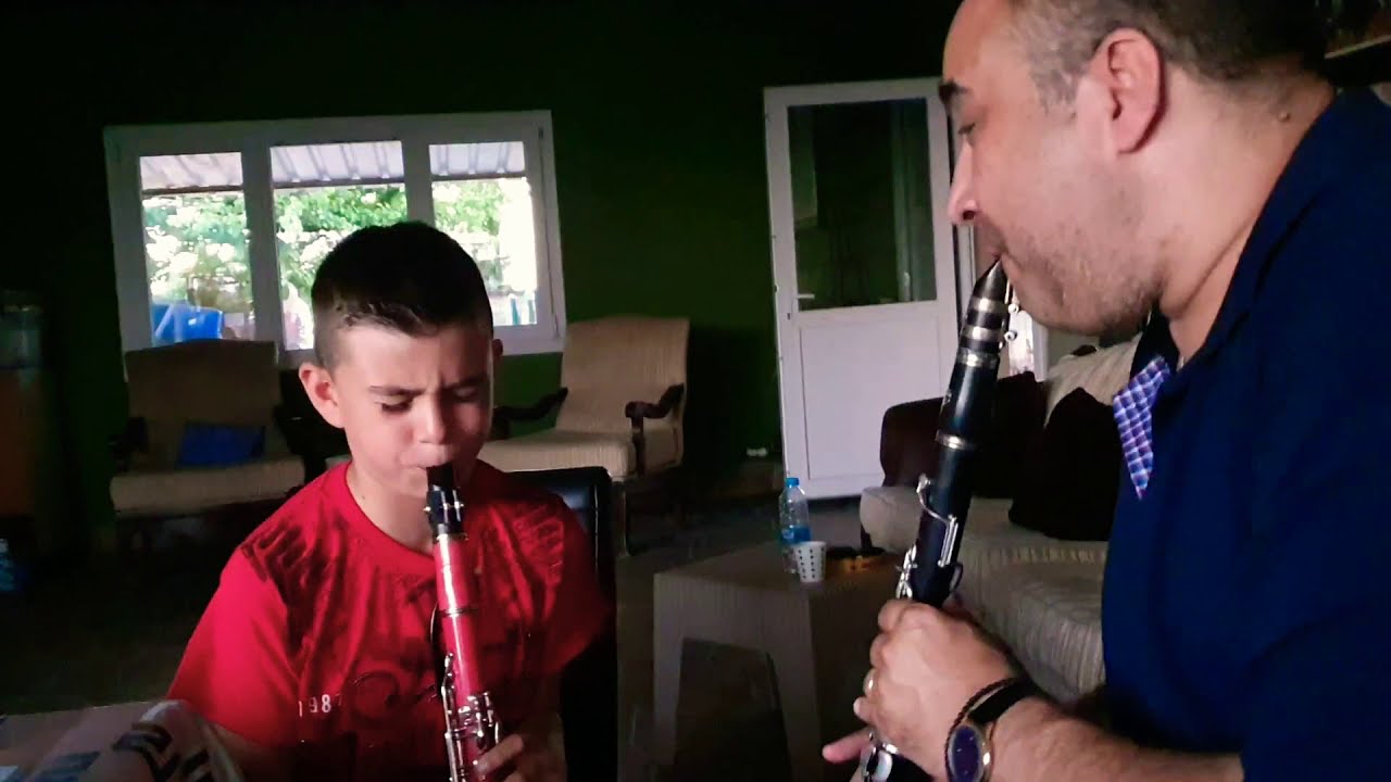 Erdenaj Şenlendirici Sali ve Stavros Pazarentsis Klarnet kampın Hüsnü Dedeye