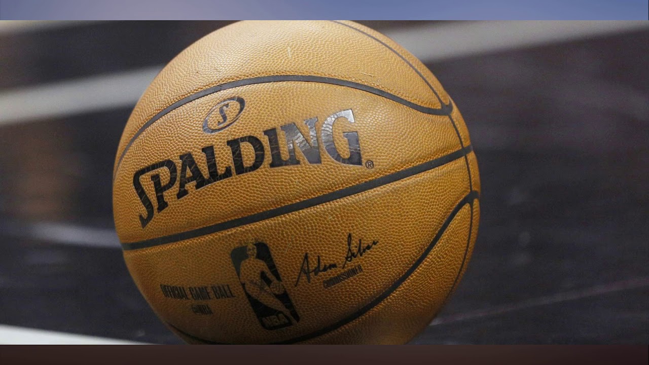Ex NBA a ssistant coach R J  Adelman k illed after being struck by van