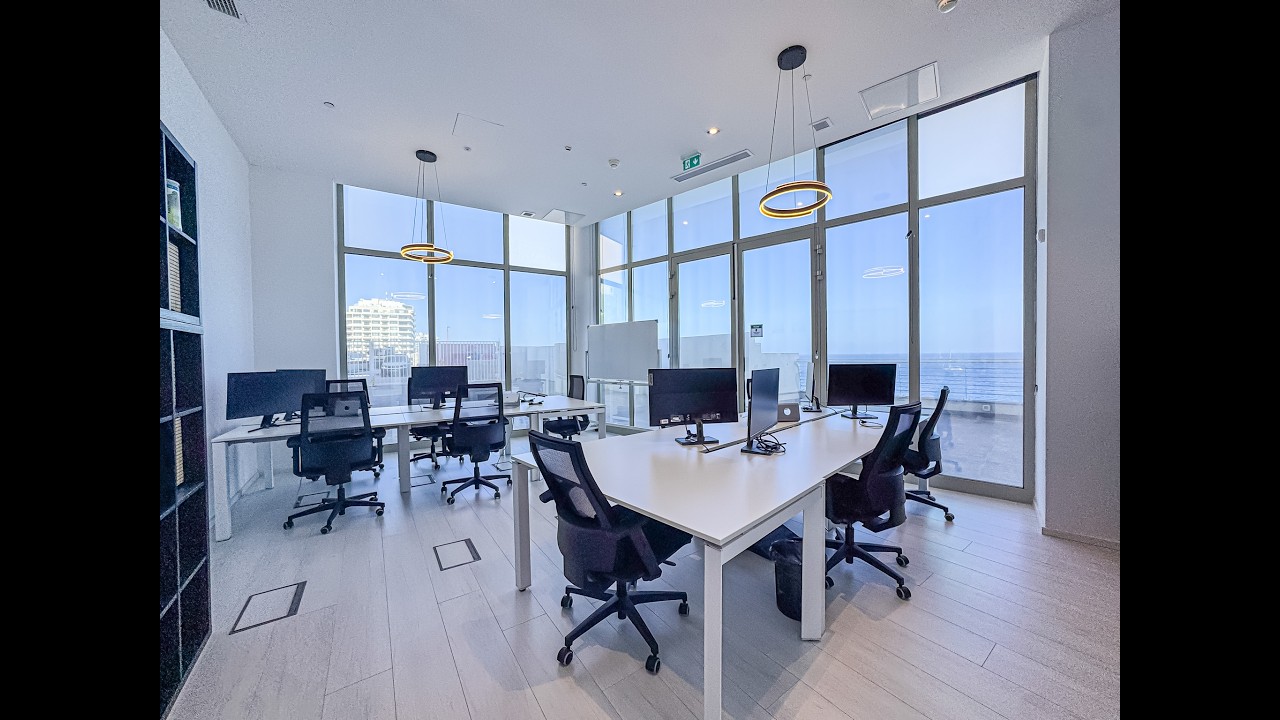 Seafront Office for Rent in Tigne, Malta – 176sqm, Up to 19 Desks