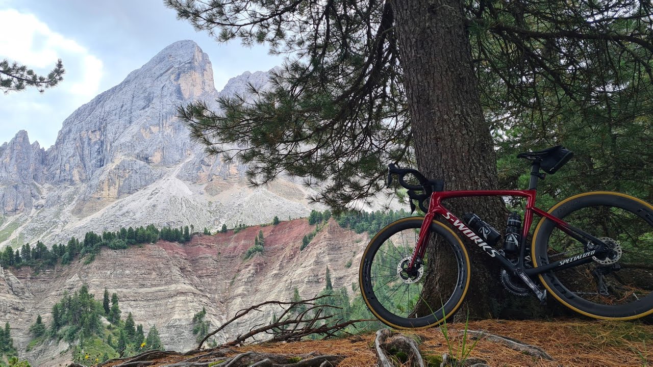 Italy Dolomites Cycling Day 3: Passo delle Erbe and Passo Gardena