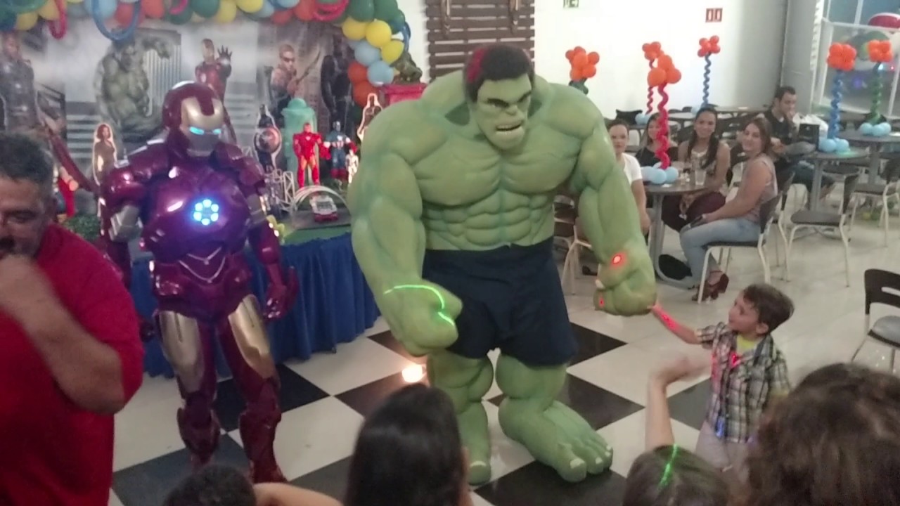 Hulk x homem de ferro na festa!
