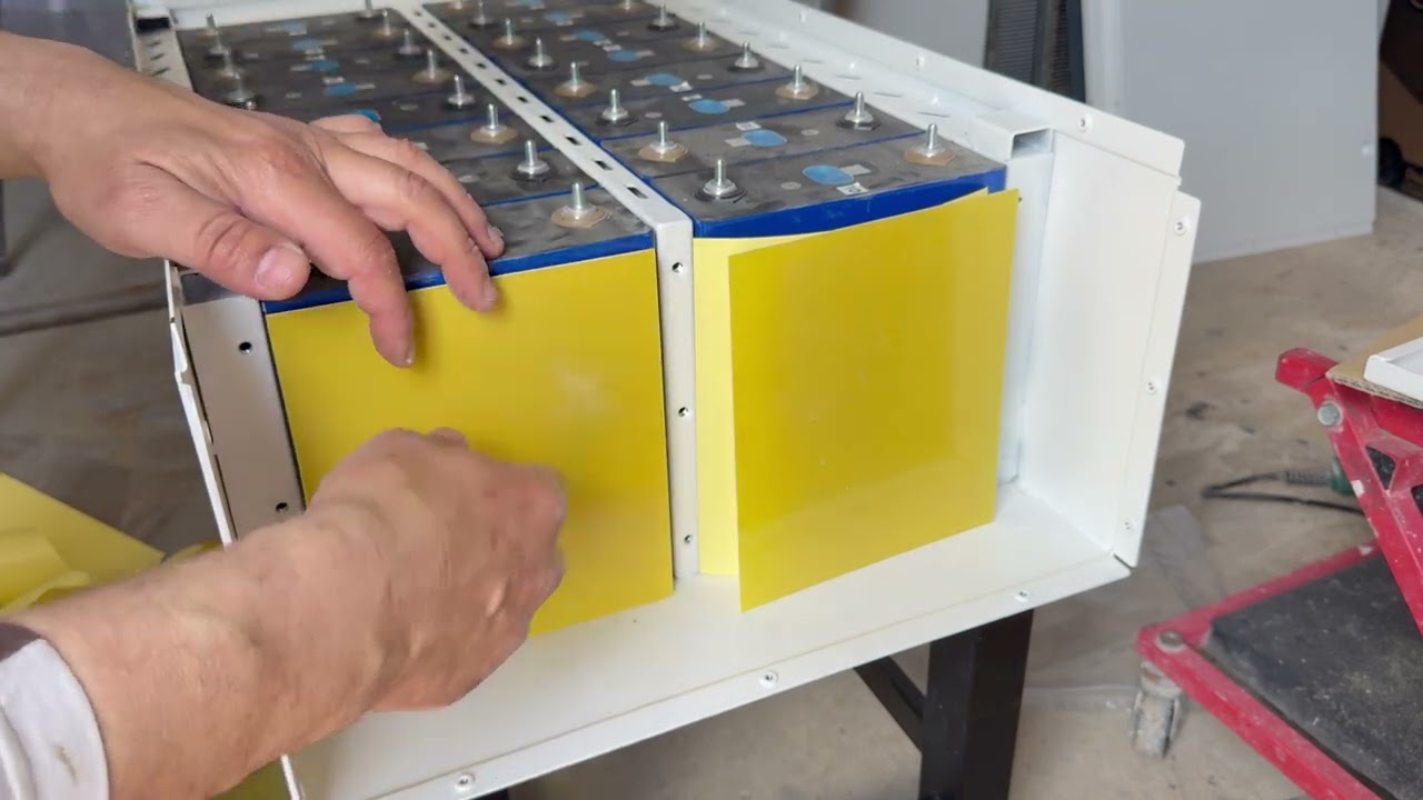 23# Sposto le celle nel Box Blackcell diy lifepo4 con seplos 3