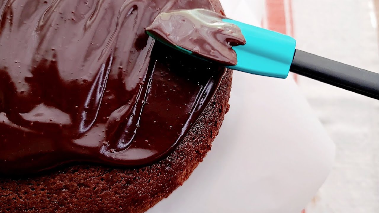 CHOCOLATE GANACHE | EASY Chocolate Ganache Recipe | Simply Mam&aacute; Cooks