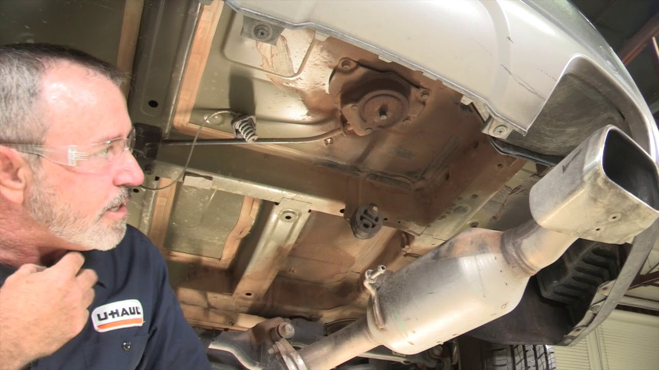 2013 Hyundai Santa Fe Sport Trailer Hitch Installation