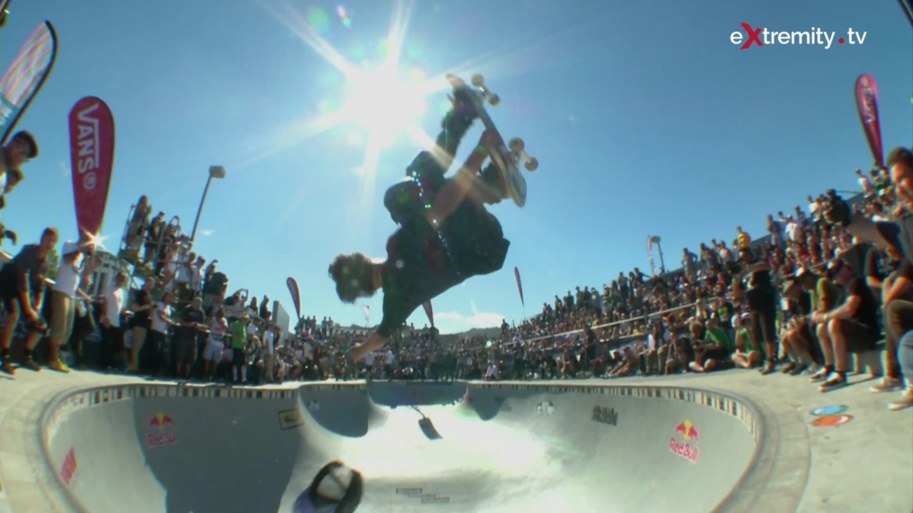 SKATEBOARD Vans Bowl-a-Rama in New Zealand